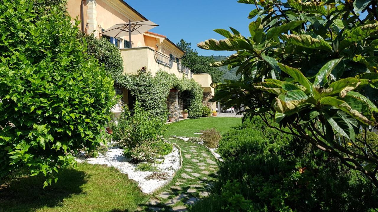 Villa Claudia Quiliano Exterior photo